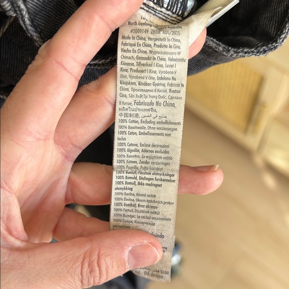 Cotton On Distressed Denim Jean. Size 4 Long Skinny. 32.5” inseam. - Picture 5 of 5